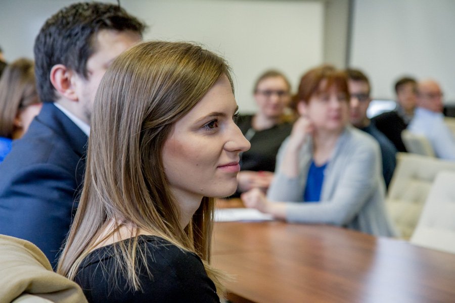 Stypendia ministra za wybitne osiągnięcia w roku akademickim 2015-2016 wręczone 16