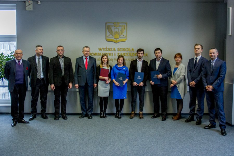 Stypendia ministra za wybitne osiągnięcia w roku akademickim 2015-2016 wręczone 32