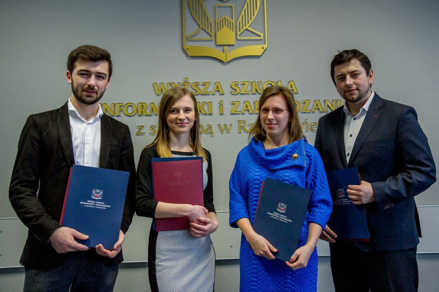 Stypendia ministra za wybitne osiągnięcia w roku akademickim 2015-2016 wręczone 44